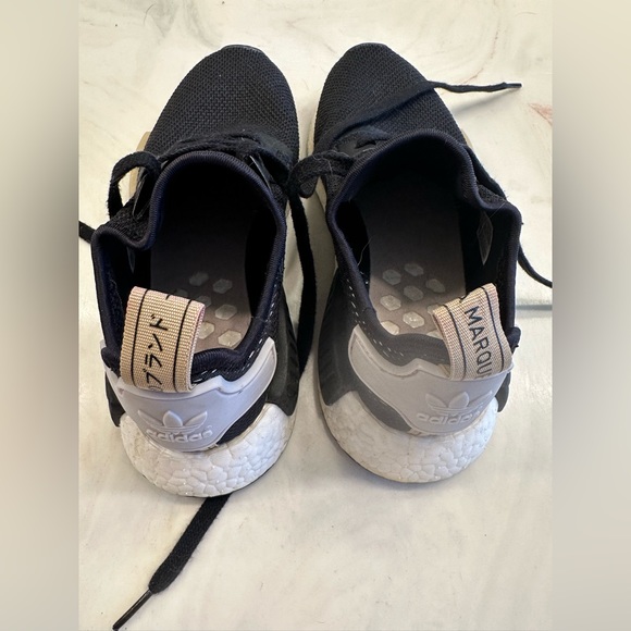 Women’s Adidas Nmd R1 - Picture 7 of 8
